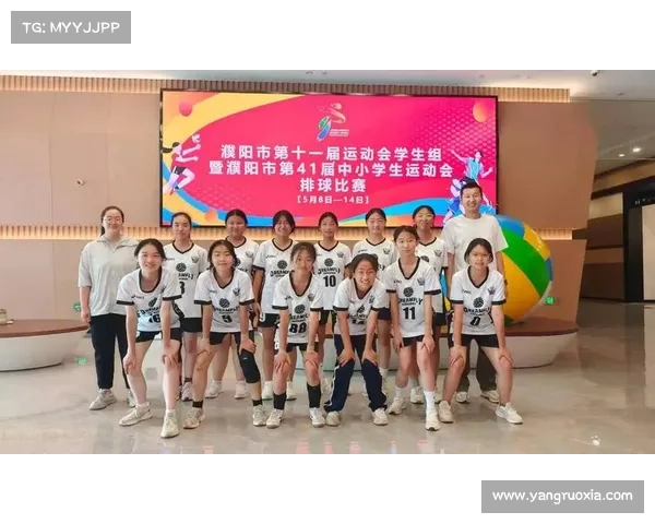 女子体操个人全能决赛精彩纷呈 世界冠军桂冠之争引发热议 女子体操个人全能决赛精彩纷呈 世界冠军桂冠之争引发热议